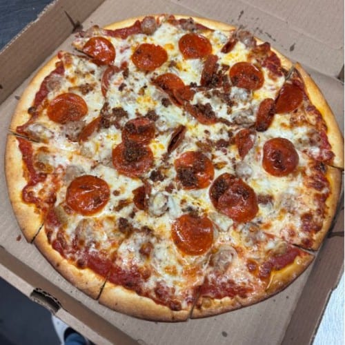 Lake Shore Drive Pizza (14").