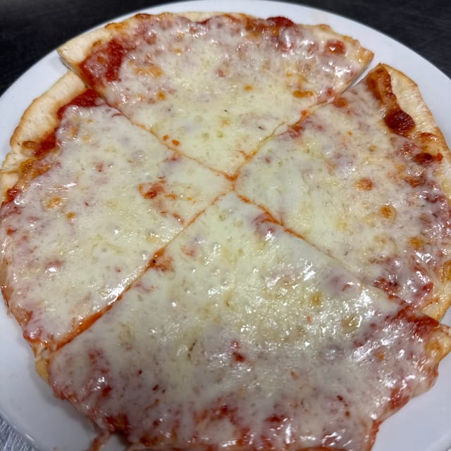 Kid's 6" Cheese Pizza.